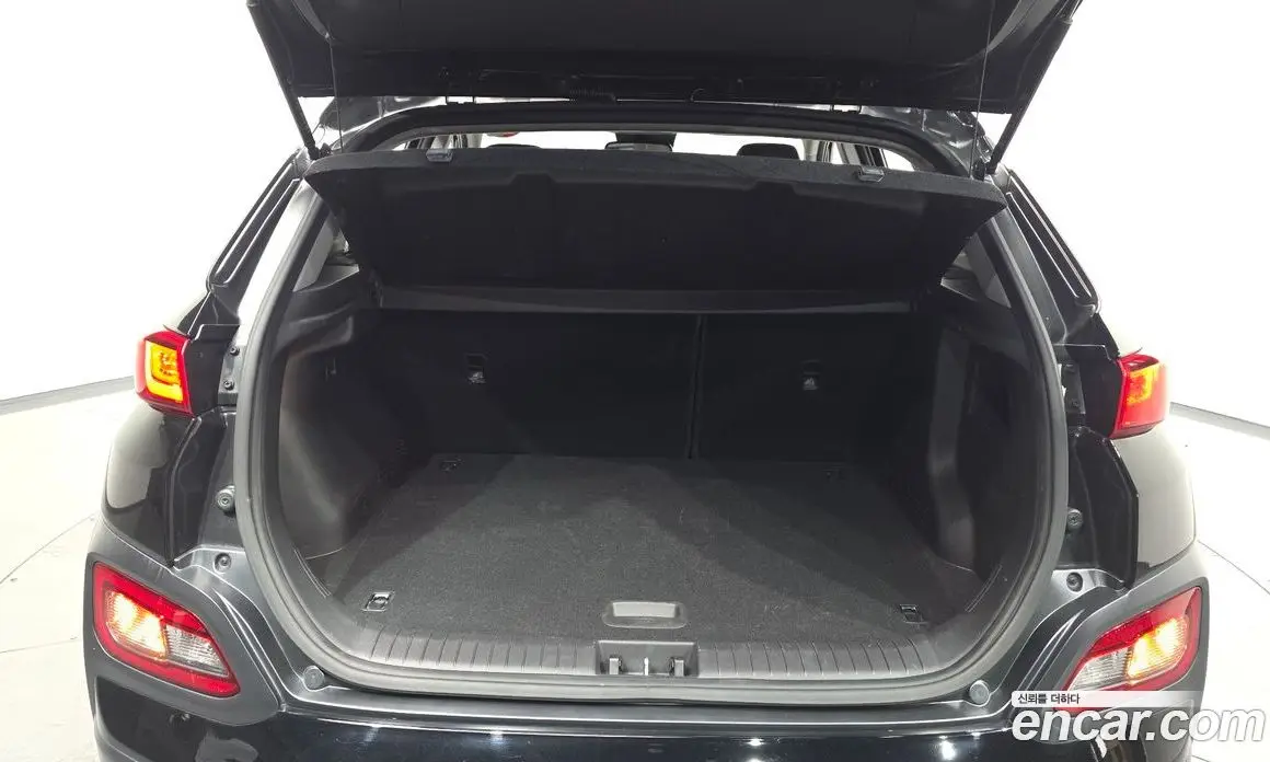 Hyundai Kona 2019 0.2 автомат (гидро), фото 33