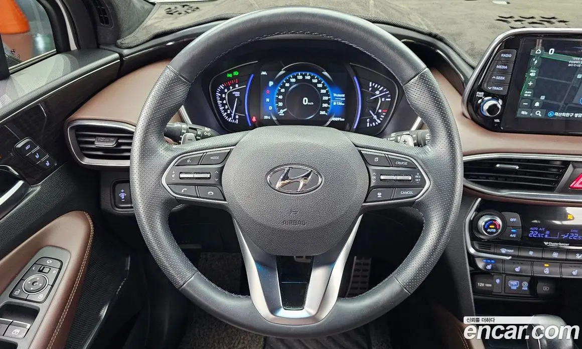 Hyundai Santa Fe 2019 2.0 автомат (гидро), фото 13