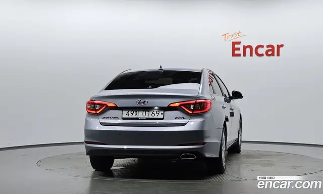 Hyundai Sonata 2016 2.0 автомат (гидро), миниатюра 3