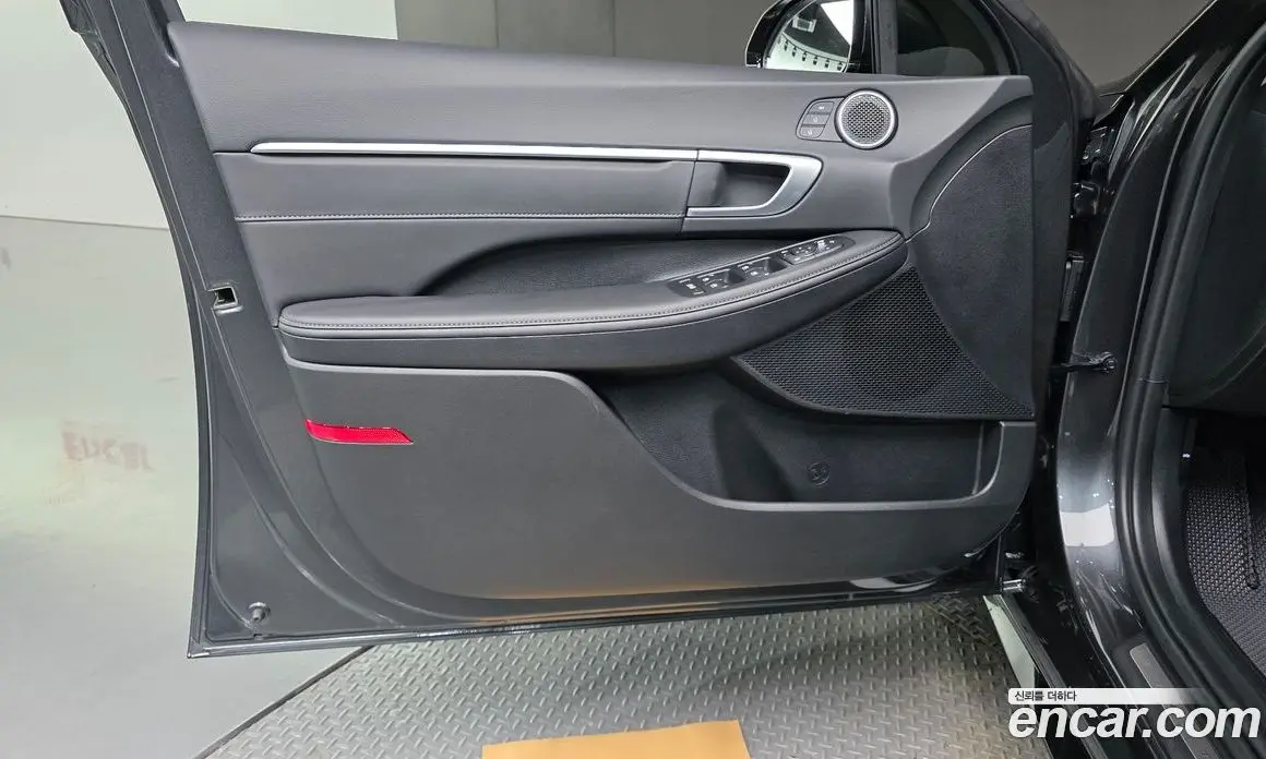 Hyundai Sonata 2025 2.0 автомат (гидро), фото 14