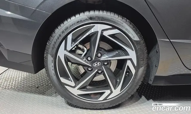 Hyundai Sonata 2025 2.0 автомат (гидро), миниатюра 5