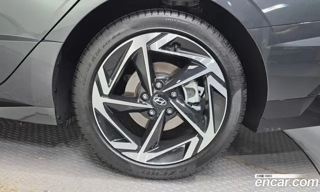 Hyundai Sonata 2025 2.0 автомат (гидро), миниатюра 7
