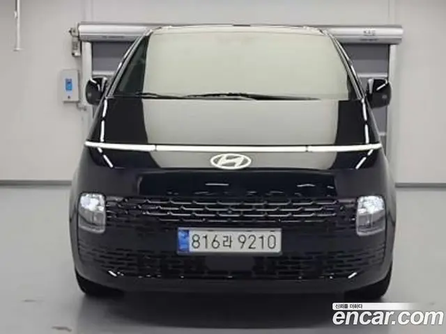 Hyundai Staria 2024 1.6 автомат (гидро), миниатюра 2