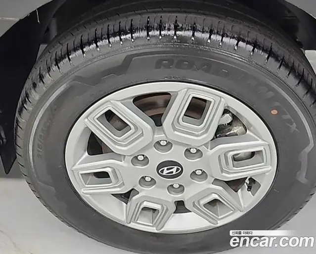 Hyundai Staria 2024 1.6 автомат (гидро), миниатюра 5