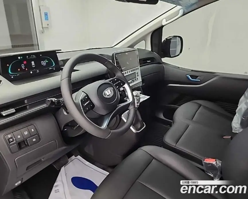 Hyundai Staria 2024 1.6 автомат (гидро), фото 9