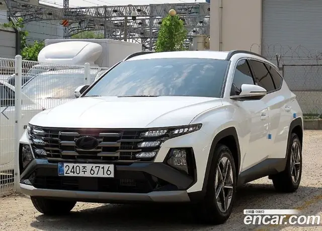 Hyundai Tucson 2025 1.6 автомат (гидро), миниатюра 2