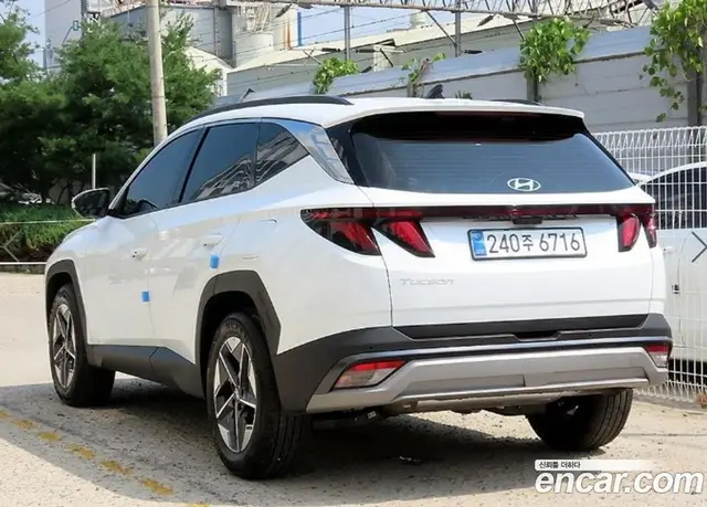 Hyundai Tucson 2025 1.6 автомат (гидро), миниатюра 3