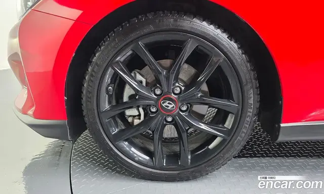 Hyundai Veloster 2018 1.6 автомат (гидро), миниатюра 5