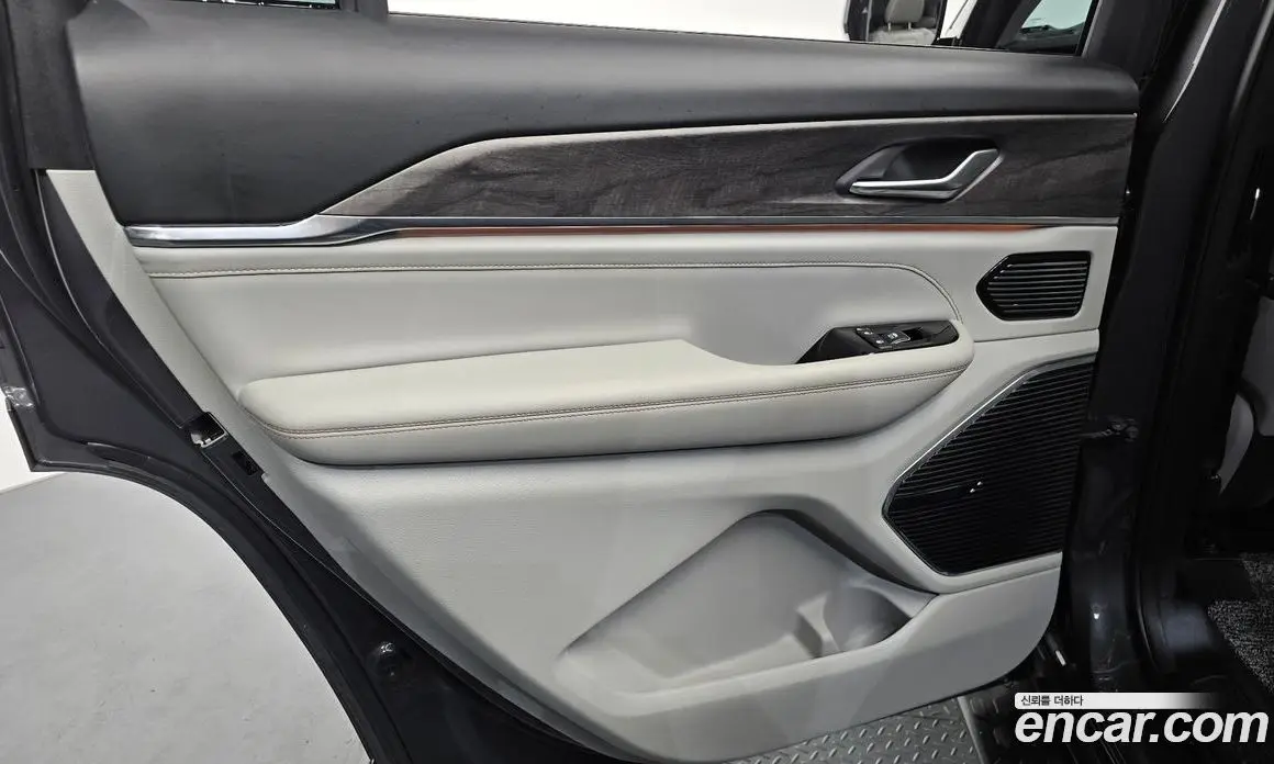 Jeep Cherokee 2022 3.6 автомат (гидро), фото 15