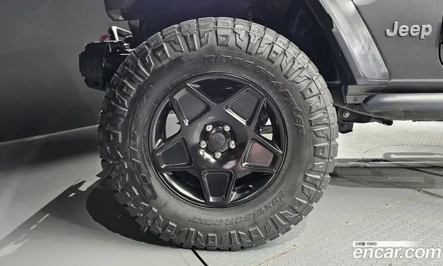Jeep Gladiator 2020 3.6 автомат (гидро), миниатюра 5