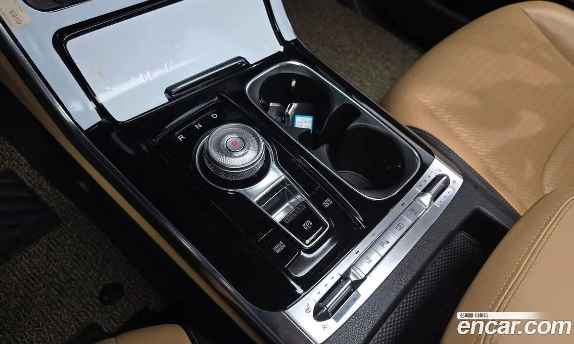 Kia Carnival 2021 2.2 автомат (гидро), фото 12
