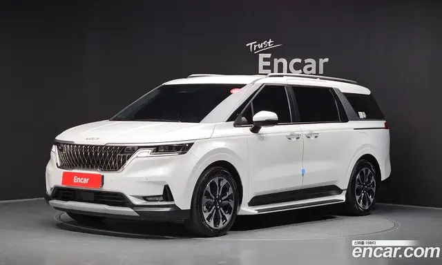 Kia Carnival, 2023, 13 337 км