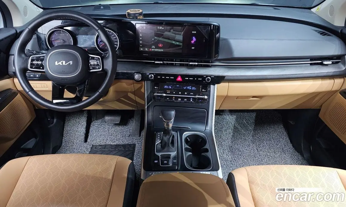 Kia Carnival 2023 2.2 автомат (гидро), фото 7