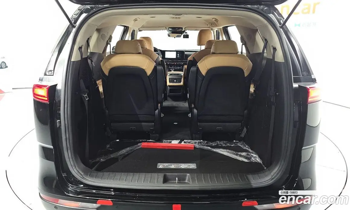 Kia Carnival 2023 3.5 автомат (гидро), фото 26