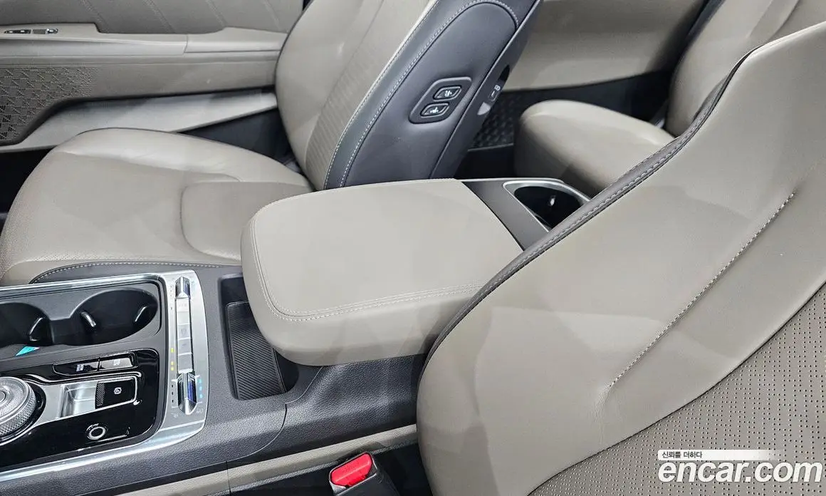 Kia Carnival 2023 3.5 автомат (гидро), фото 29