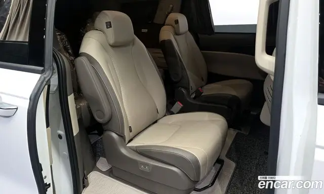 Kia Carnival 2024 1.6 автомат (гидро), миниатюра 12