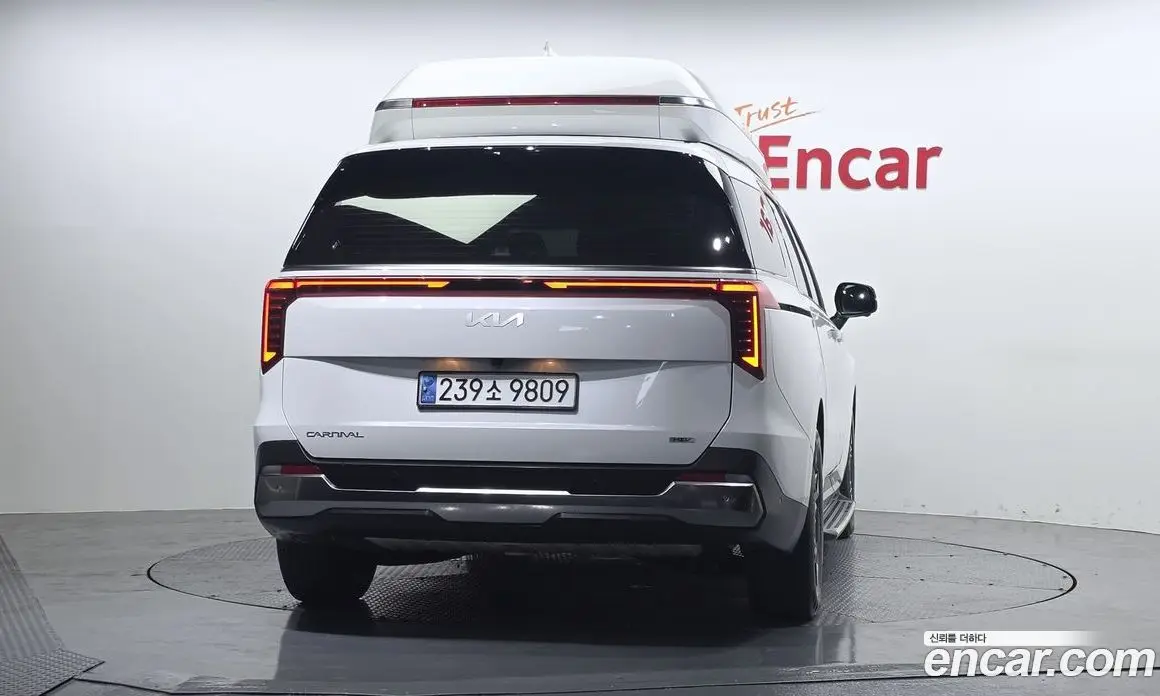 Kia Carnival 2024 1.6 автомат (гидро), фото 4
