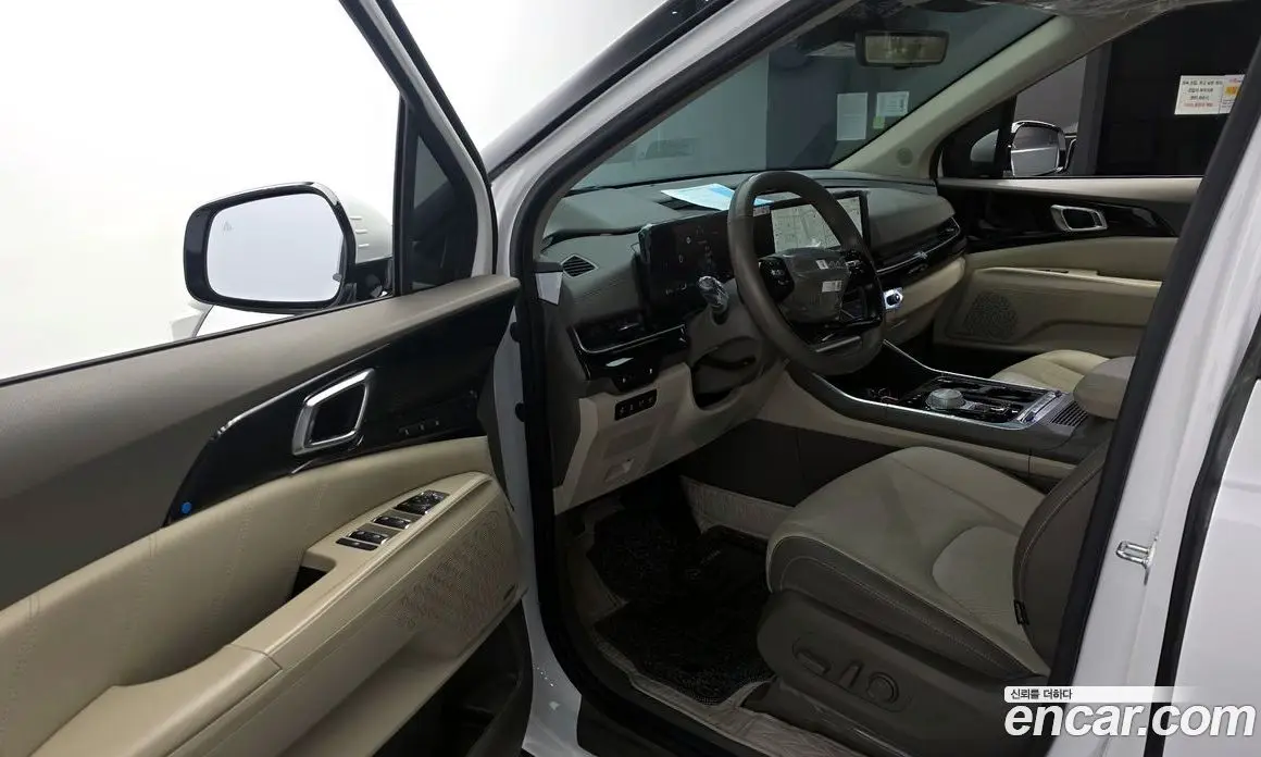 Kia Carnival 2024 1.6 автомат (гидро), фото 10