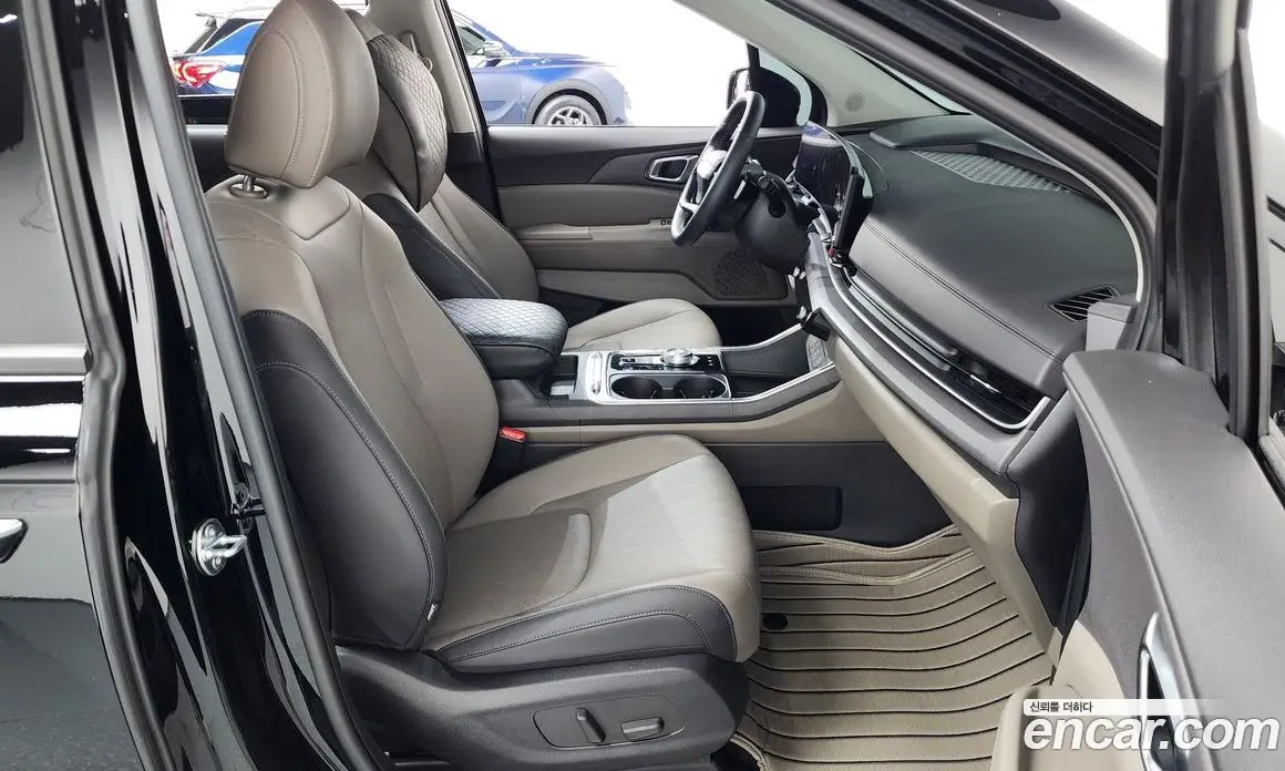 Kia Carnival 2025 1.6 автомат (гидро), фото 16