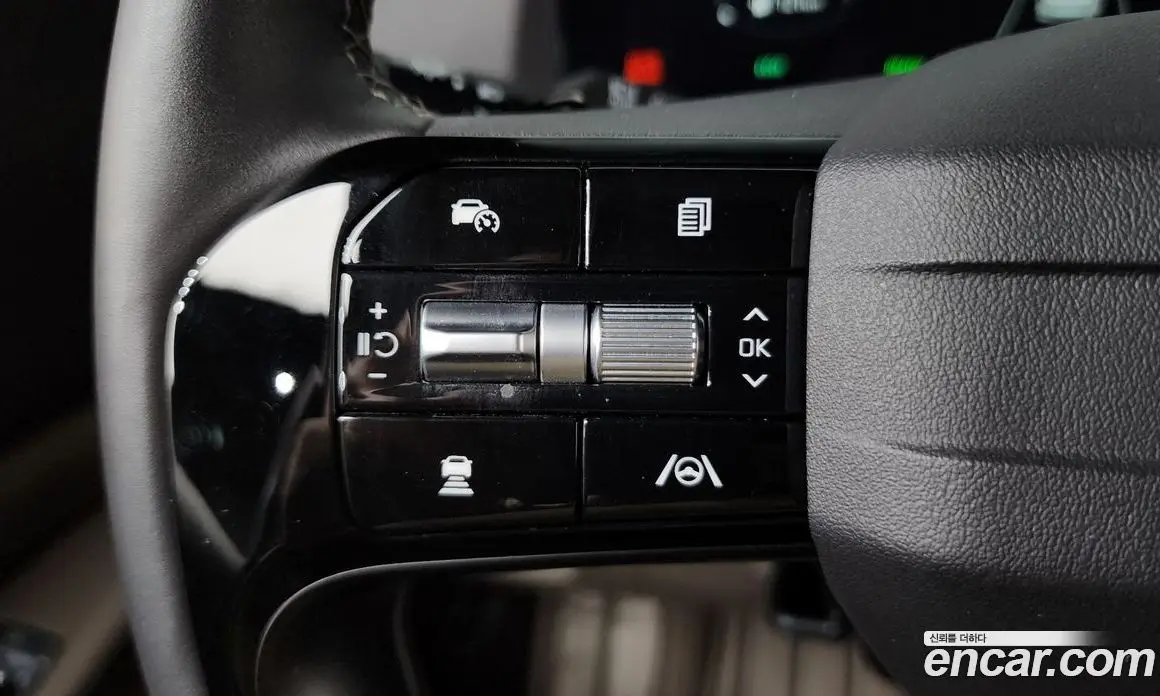 Kia Carnival 2025 1.6 автомат (гидро), фото 22