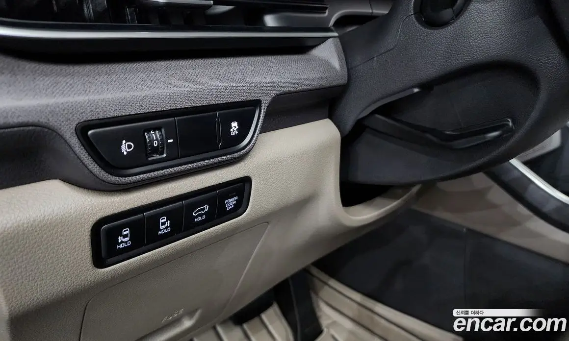 Kia Carnival 2025 1.6 автомат (гидро), фото 28