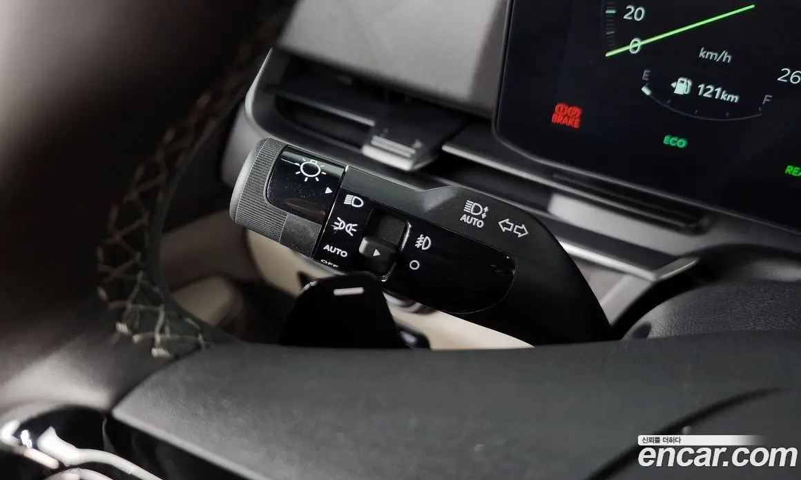 Kia Carnival 2025 1.6 автомат (гидро), фото 32