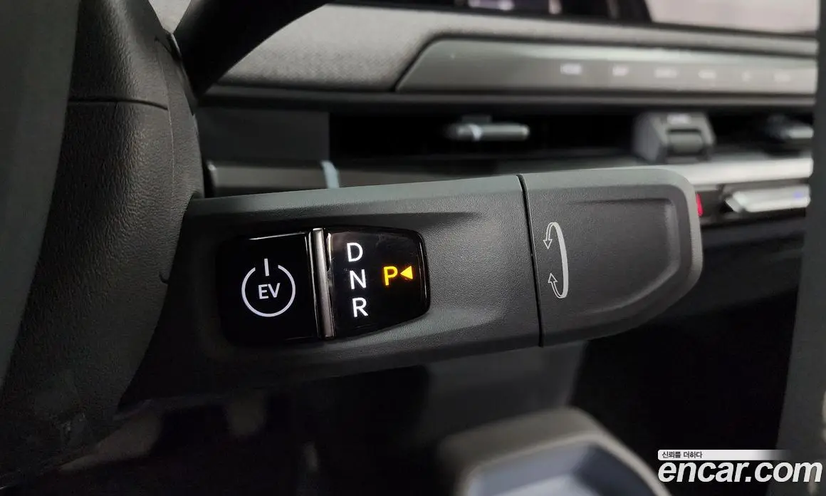 Kia EV3 2025 0.2 автомат (гидро), фото 12