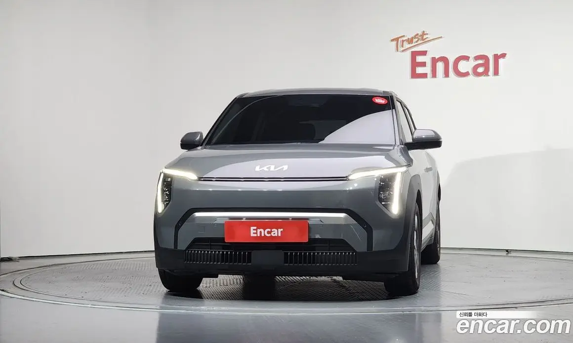Kia EV3 2025 0.2 автомат (гидро), фото 3