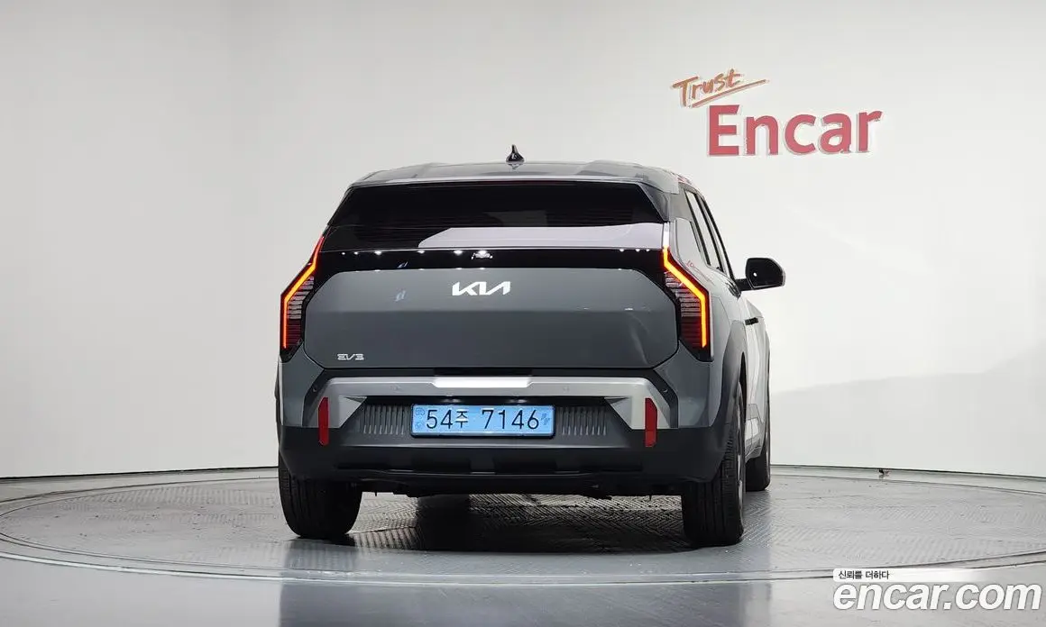Kia EV3 2025 0.2 автомат (гидро), фото 4