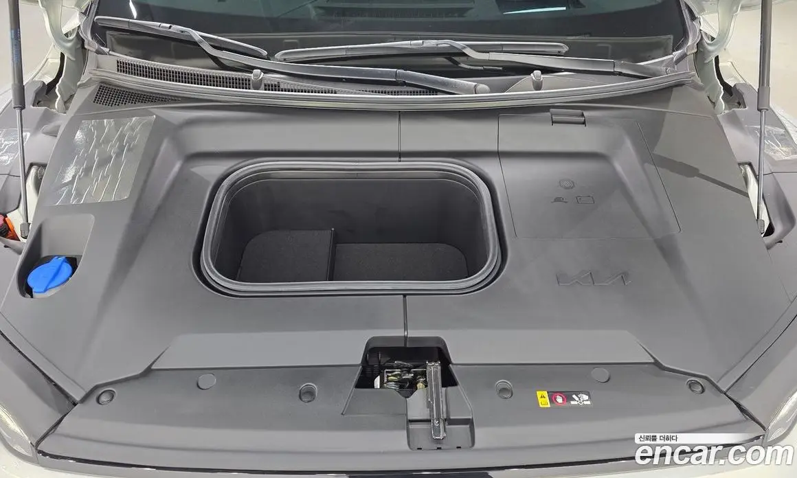Kia EV3 2025 0.2 автомат (гидро), фото 6