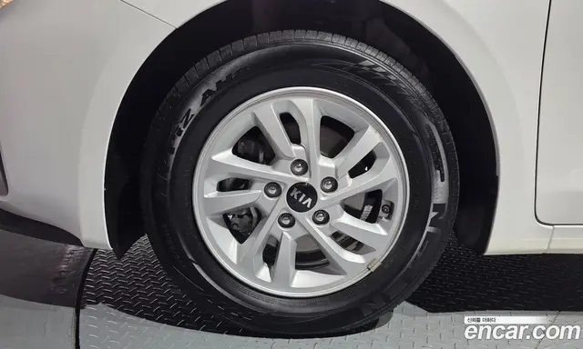 Kia K3 2018 1.6 автомат (гидро), миниатюра 5