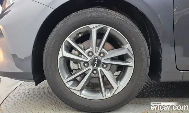 Kia K3 2022 1.6 автомат (гидро), миниатюра 5