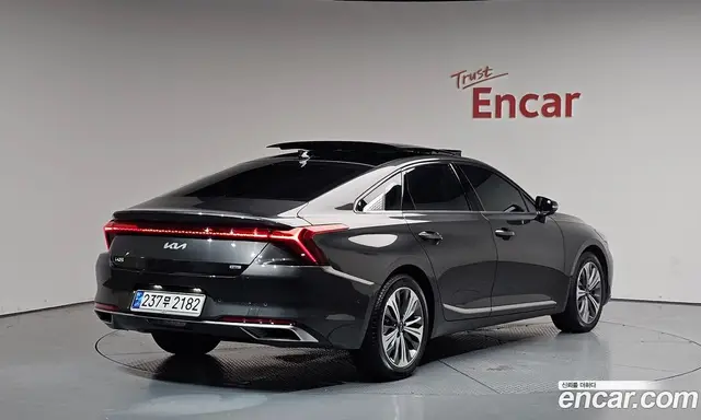 Kia K8, 2023, 21 889 км