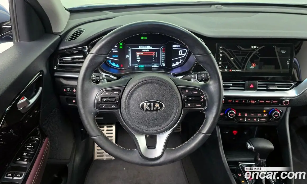 Kia Niro 2019 1.6 автомат (гидро), фото 19
