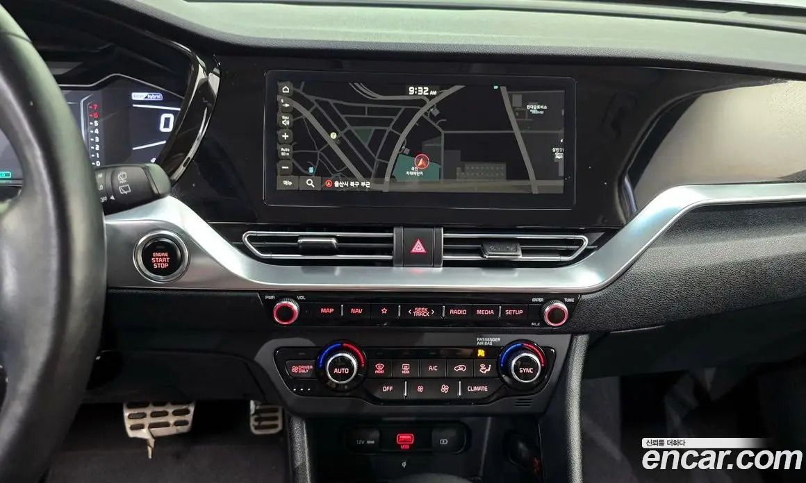 Kia Niro 2019 1.6 автомат (гидро), фото 20