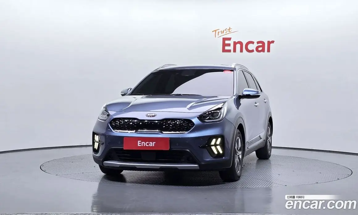 Kia Niro 2019 1.6 автомат (гидро), фото 3