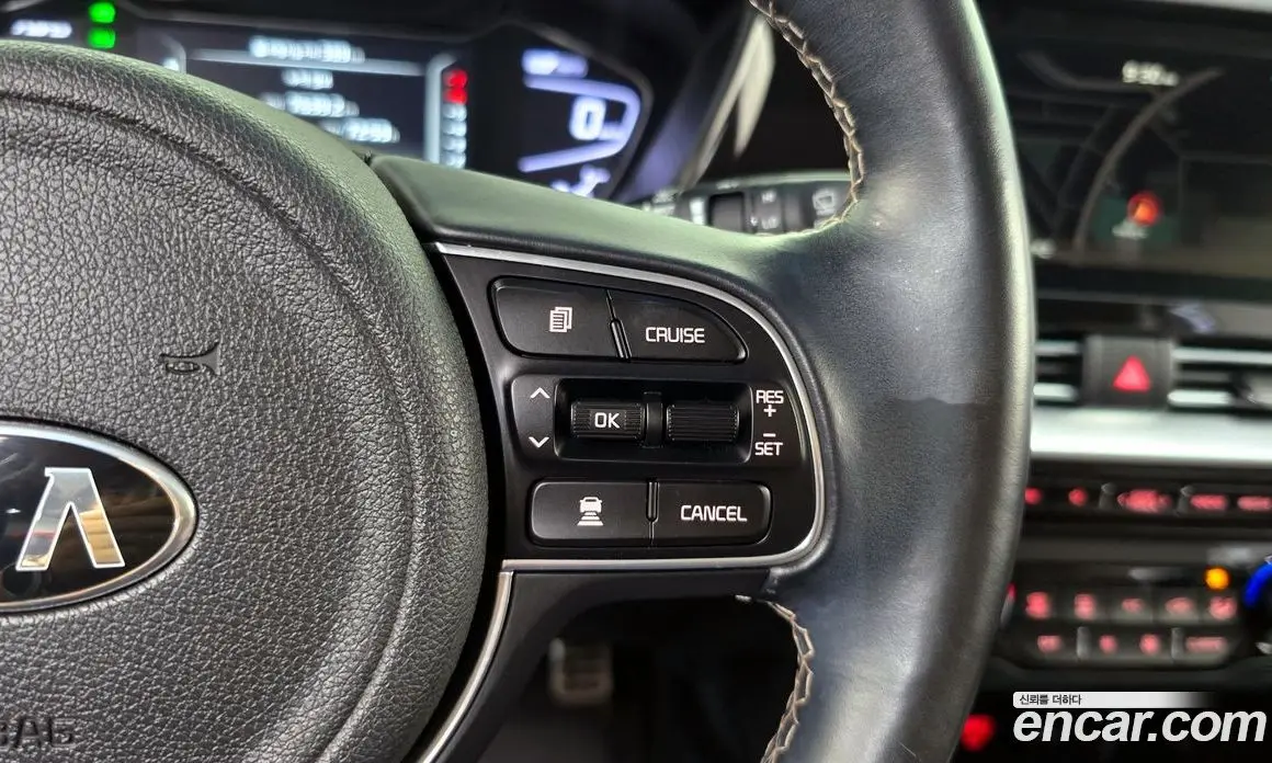 Kia Niro 2019 1.6 автомат (гидро), фото 22