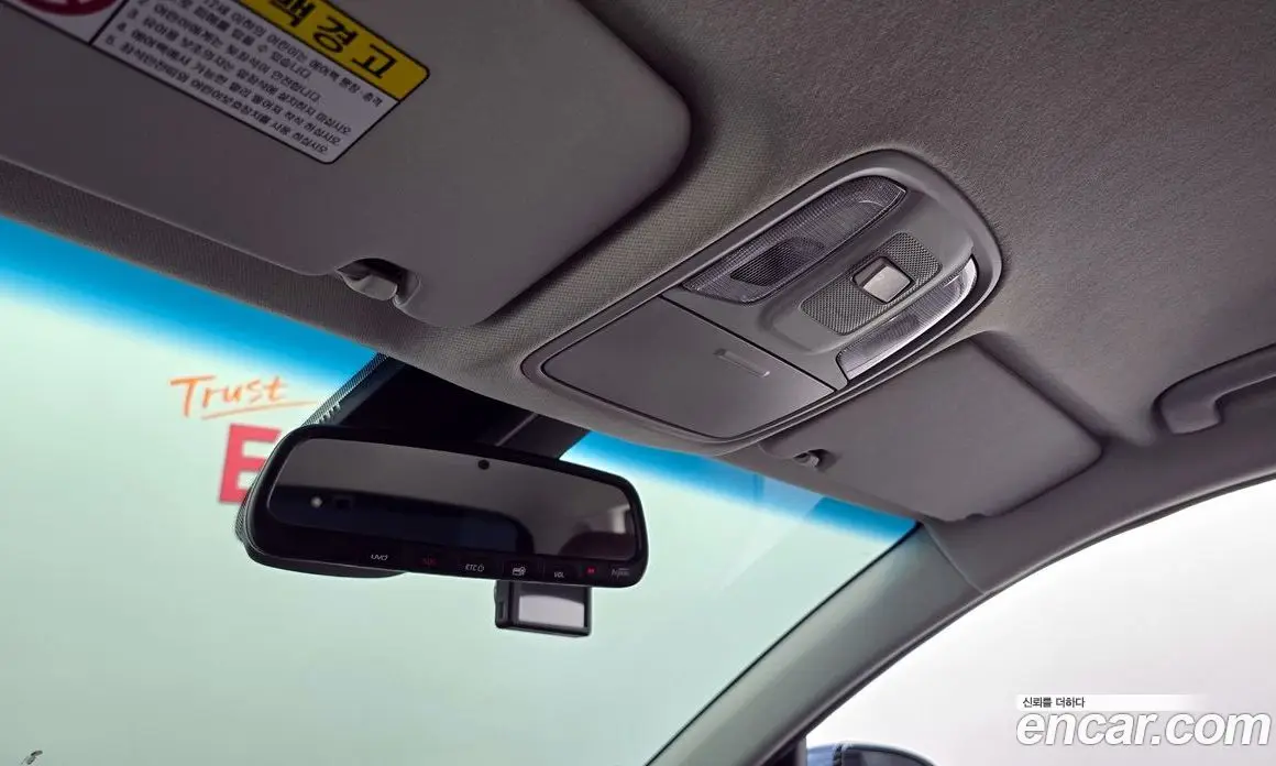 Kia Niro 2019 1.6 автомат (гидро), фото 24