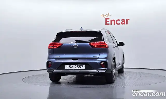 Kia Niro 2019 1.6 автомат (гидро), миниатюра 4