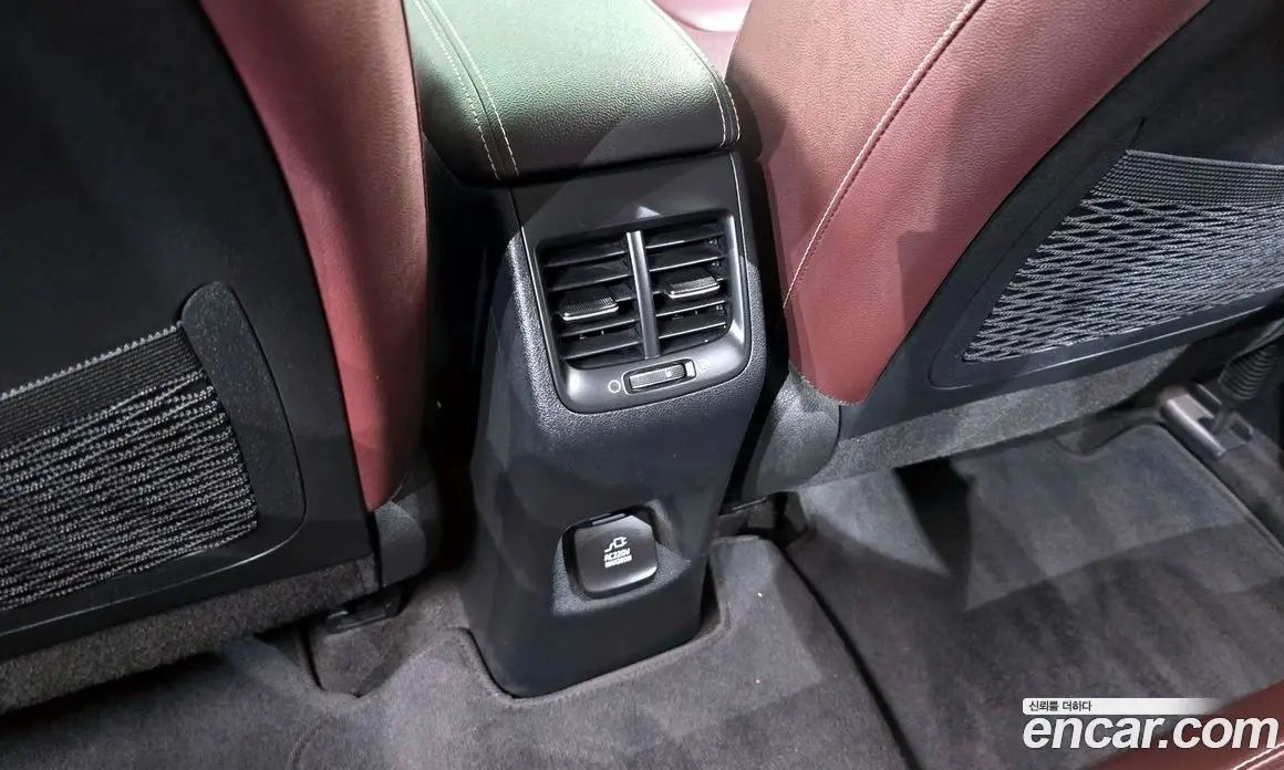 Kia Niro 2019 1.6 автомат (гидро), фото 31