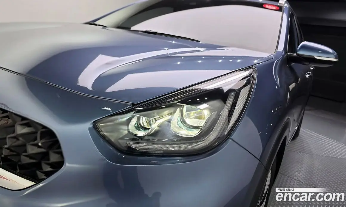 Kia Niro 2019 1.6 автомат (гидро), фото 8