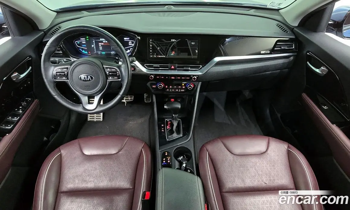 Kia Niro 2019 1.6 автомат (гидро), фото 10
