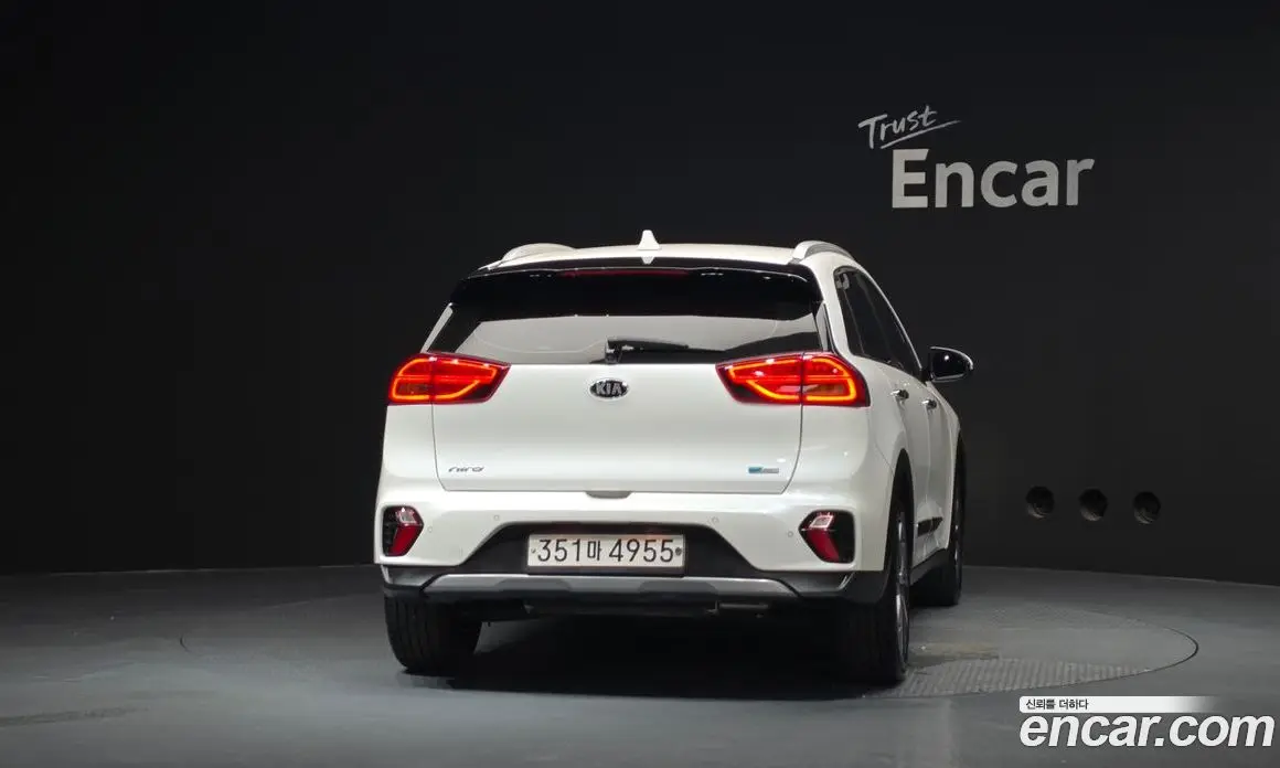 Kia Niro 2020 1.6 автомат (гидро), фото 4