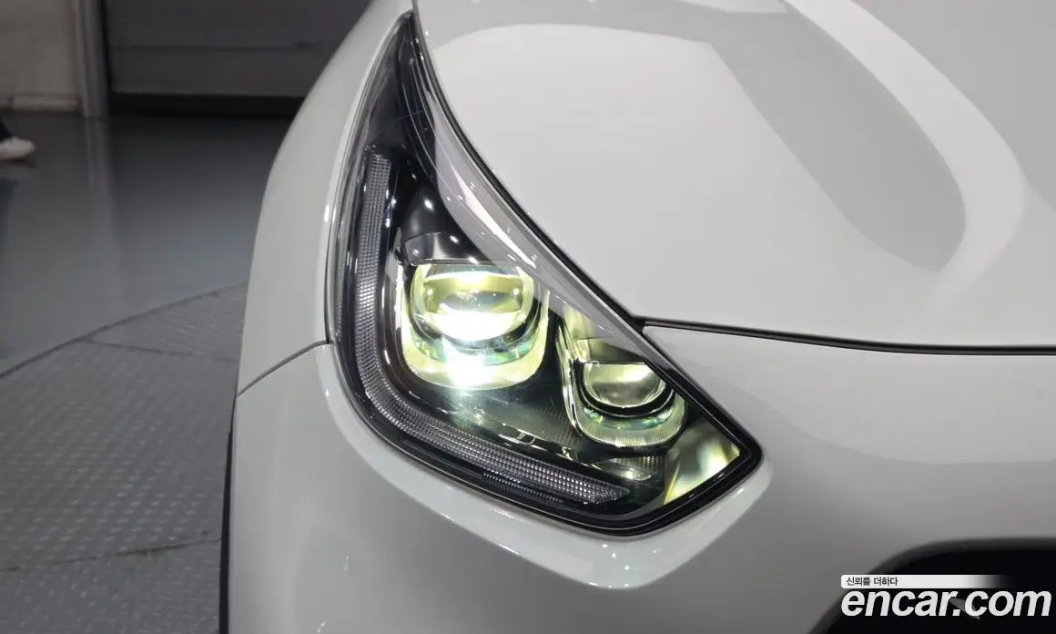 Kia Niro 2020 1.6 автомат (гидро), фото 8