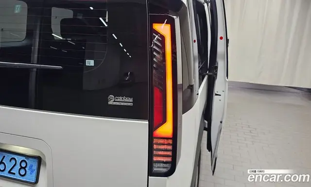 Kia PV5 2025 0.2 автомат (гидро), миниатюра 9