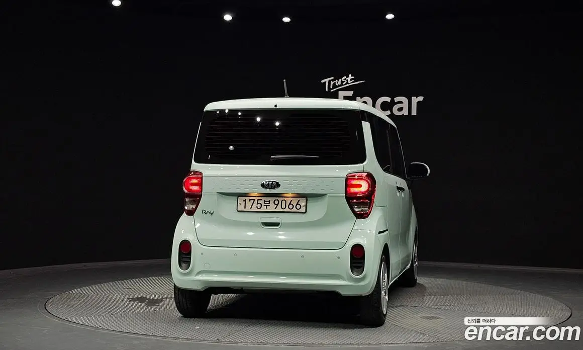 Kia Ray 2020 1.0 автомат (гидро), фото 4