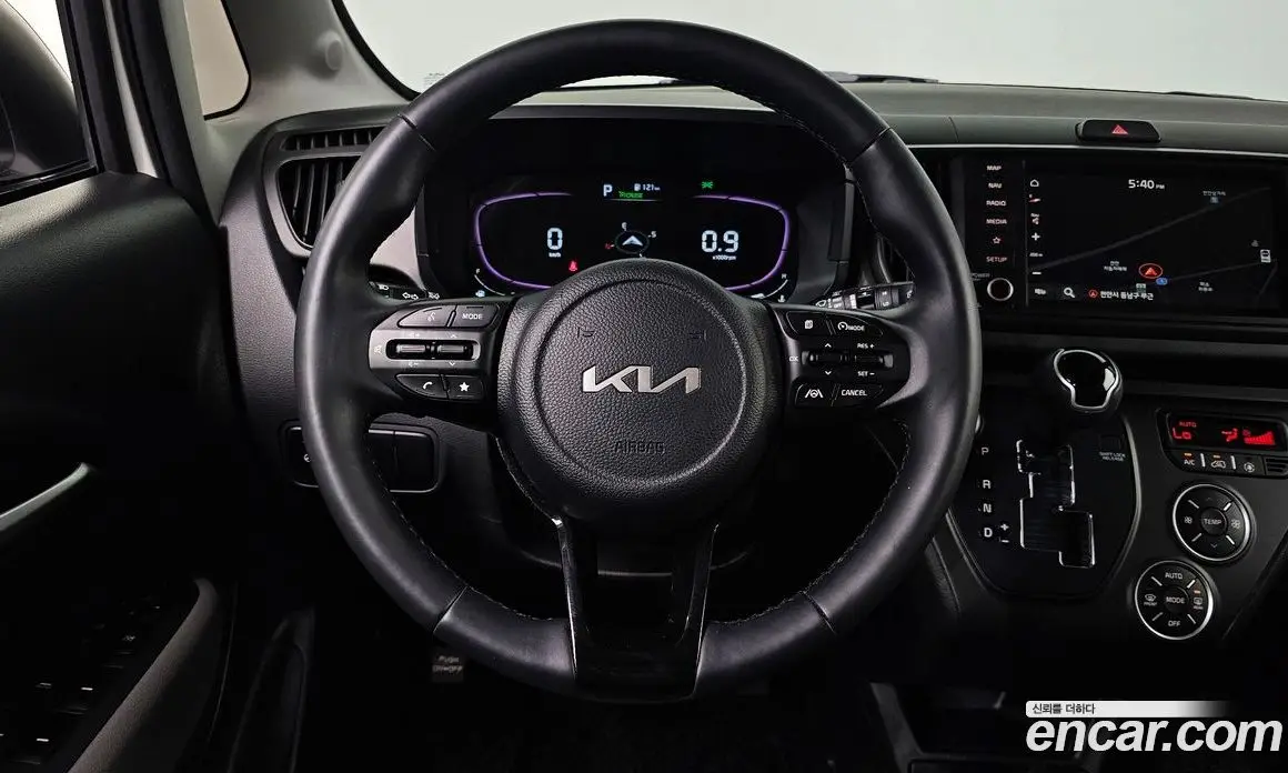 Kia Ray 2023 1.0 автомат (гидро), фото 22