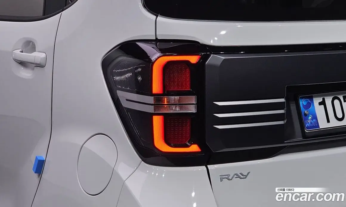 Kia Ray 2023 1.0 автомат (гидро), фото 9