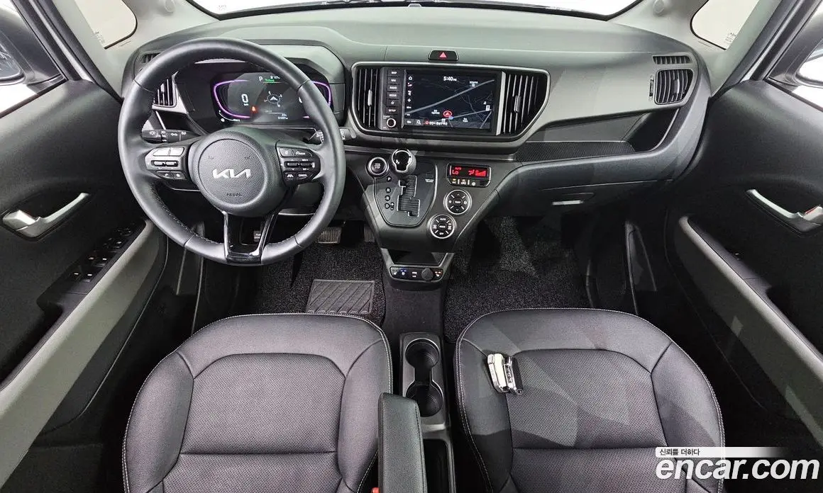 Kia Ray 2023 1.0 автомат (гидро), фото 10