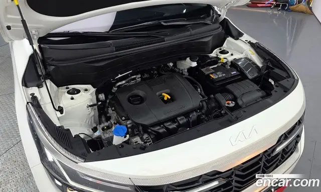Kia Seltos 2024 2.0 автомат (гидро), миниатюра 6